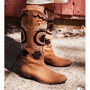 Free People Roundhouse Stitch Cowboy Boots size 8